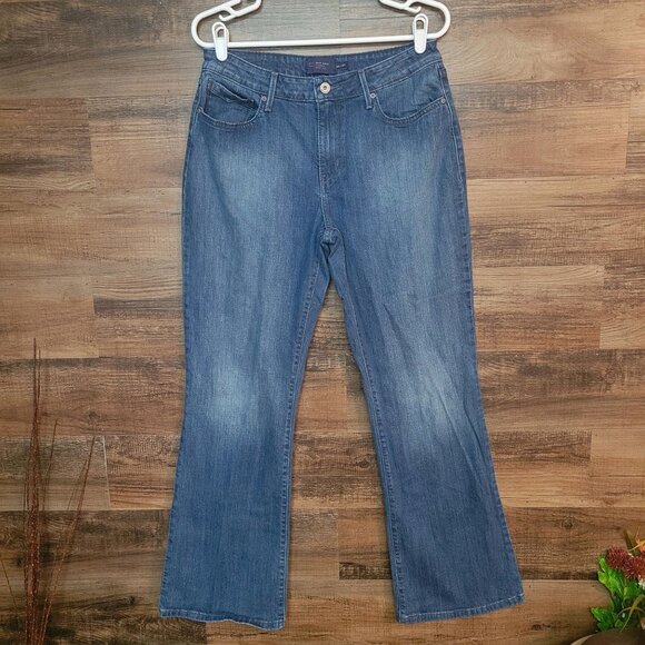 Vtg Levi's Jeans 16 Bold Curve Classic Bootcut Mid Rise Button Flaps Y2K - Picture 3 of 10